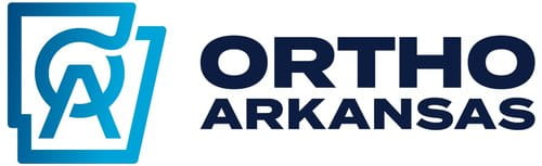 Logotipo de Ortho Arkansas 